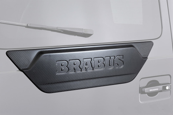 Накладка Brabus на заднюю дверь для G-class. Карбон (матовая) Накладка Brabus на заднюю дверь для G-class. Карбон (матовая)
