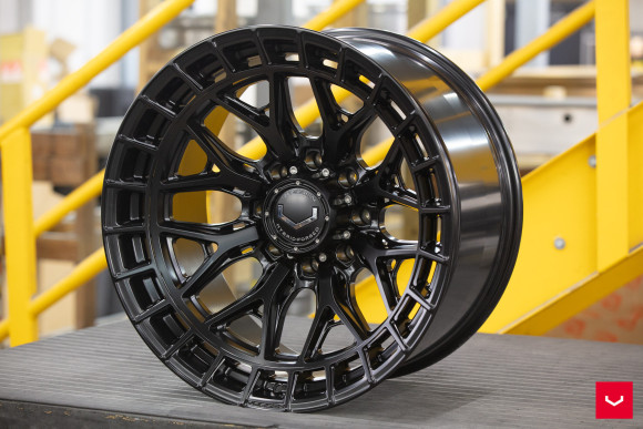 Диски Vossen HFX-1 22x12, Цвет: Satin Black (8 болтов) Диски Vossen HFX-1 22x12, Цвет: Satin Black (8 болтов)